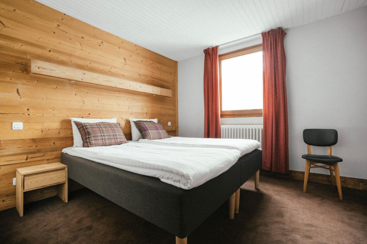 Langley Hotel Victors Val-d'Isere Exterior photo