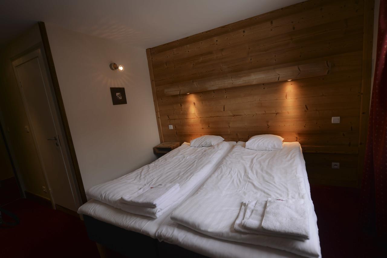 Langley Hotel Victors Val-d'Isere Exterior photo
