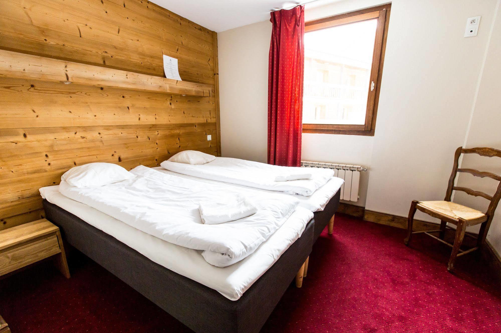 Langley Hotel Victors Val-d'Isere Exterior photo