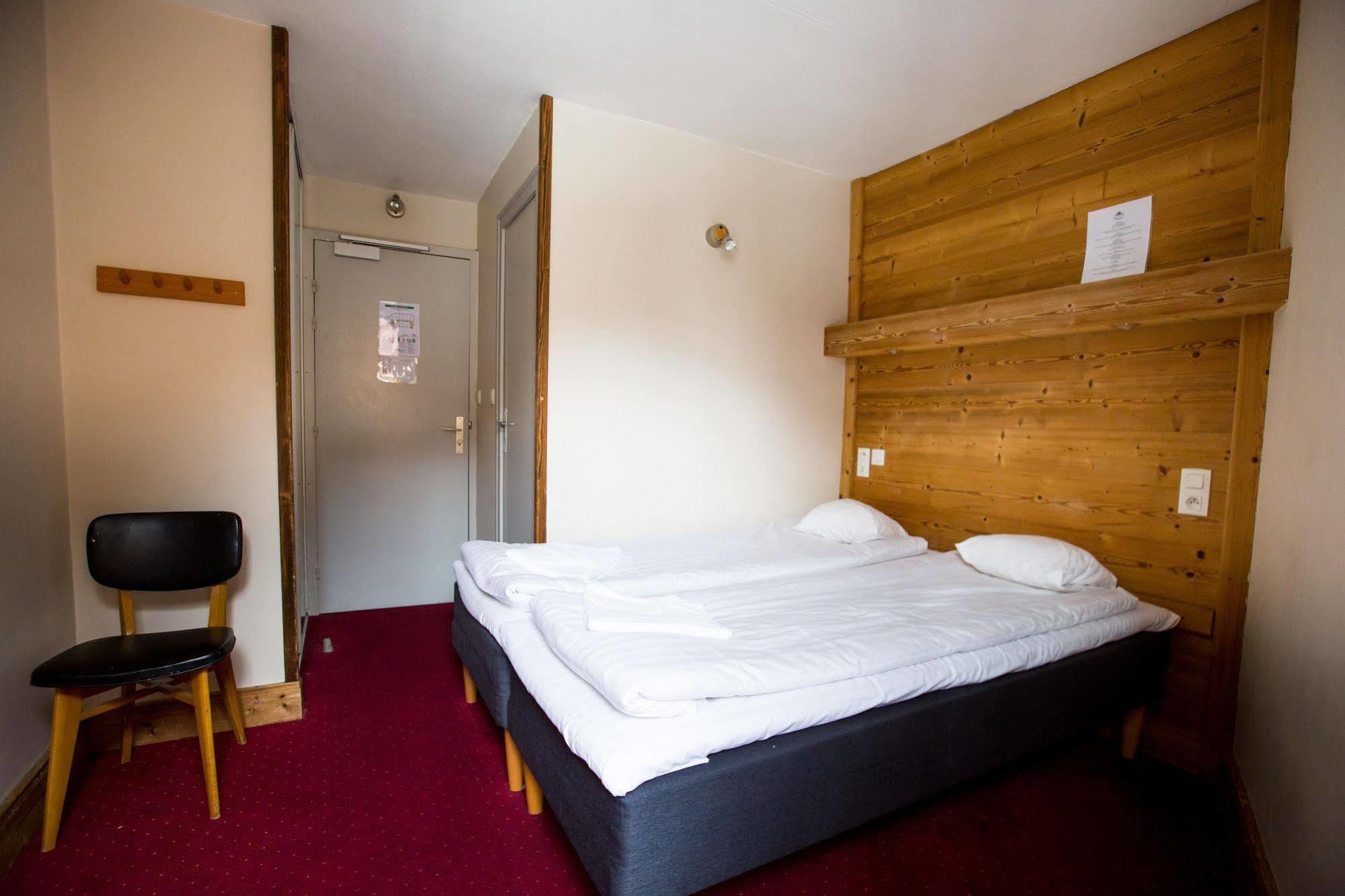 Langley Hotel Victors Val-d'Isere Exterior photo